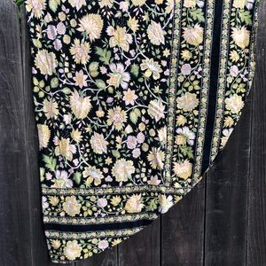 April Cornell table cloth